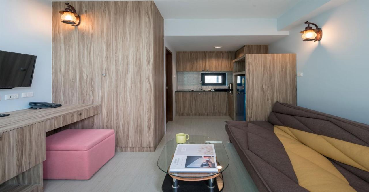 Peace Blue Naiharn Naturist Resort Phuket Sha Extra Plus Rawai Exterior foto